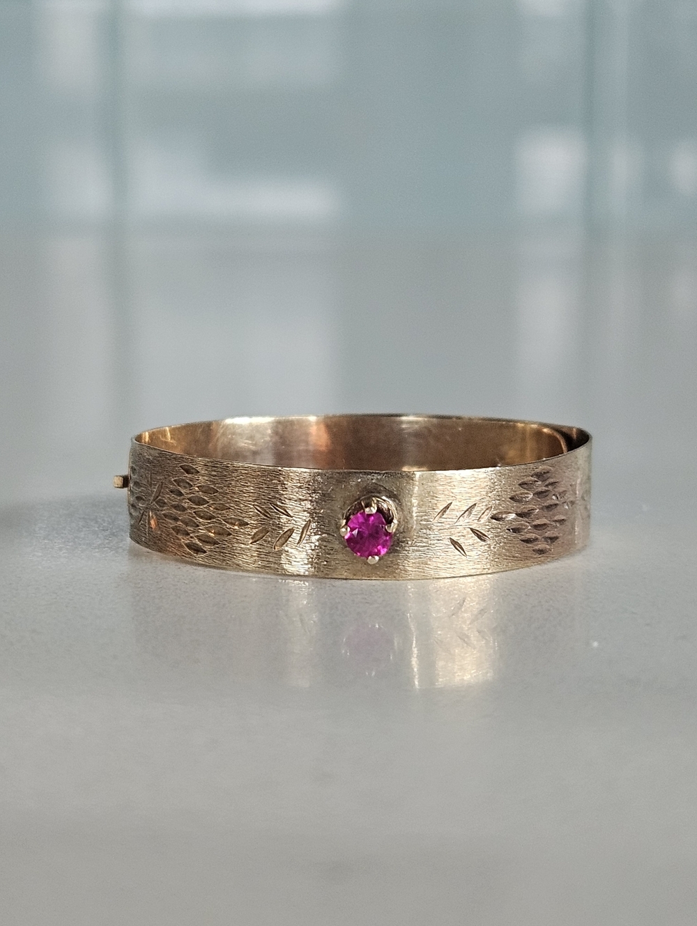 Luxury Antique Victorian Solid 14k Yellow Gold Burmese Ruby Baby Bangle Bracelet - Picture 13 of 14
